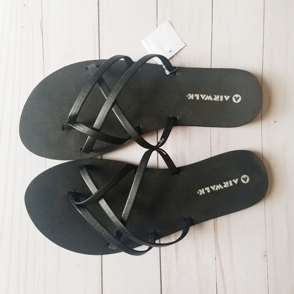 airwalk black flip flops